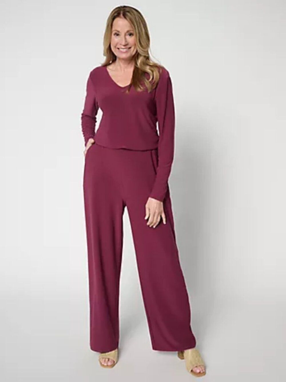 Women with Control Petite La Roma Jersey V-Neck Jumpsuit, Sz PM a702374